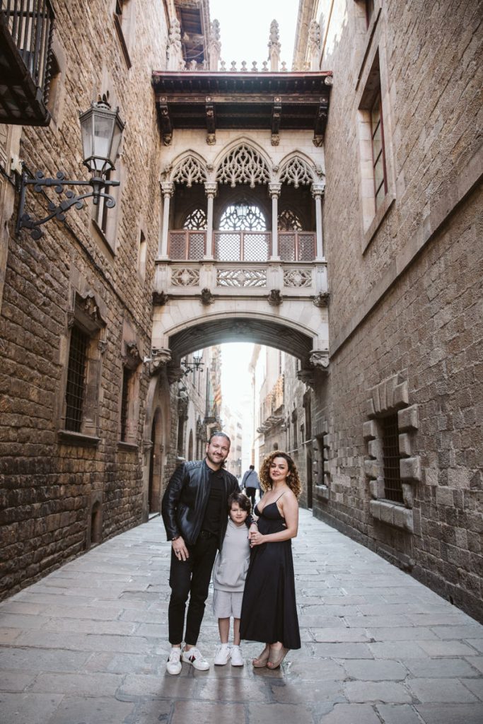 Family Photos in the Gothic Quarter in Barcelona